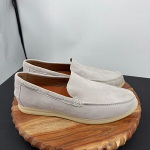 Johnnie-O Mens Malibu Moccasin light Gray suede Loafers Size 10.5 Medium (D, M)